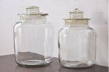 アンティーク雑貨　【O様ご成約分】アンティーク　レトロな味わいがお洒落なガラス瓶2個セット
