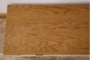 アンティーク家具　アンティークペイント　小ぶりなローチェスト(ローボード)