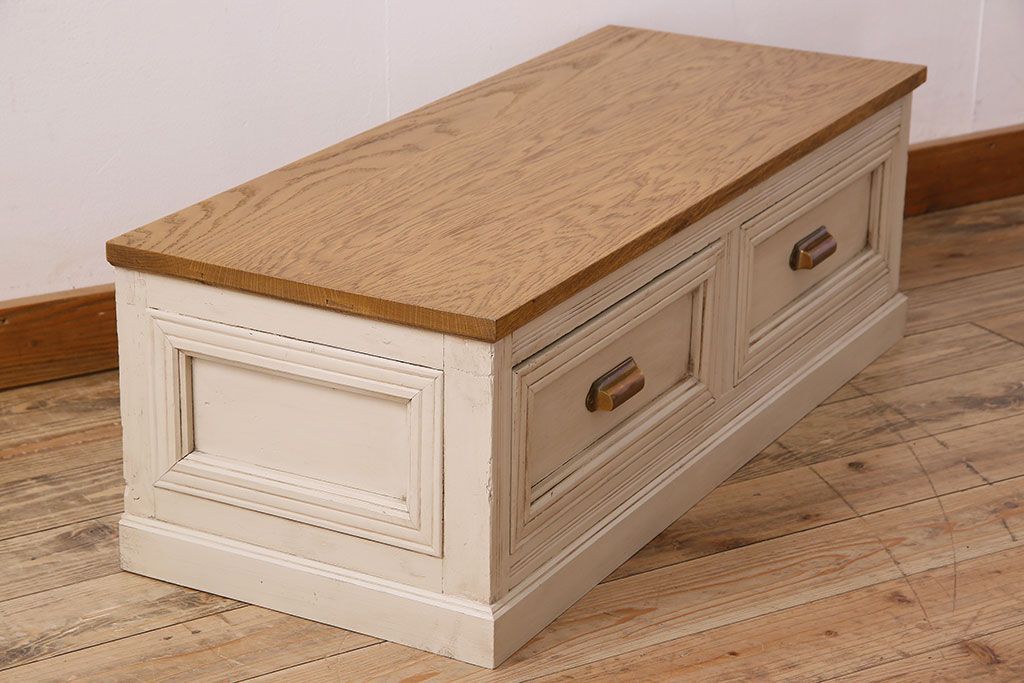 アンティーク家具　アンティークペイント　小ぶりなローチェスト(ローボード)