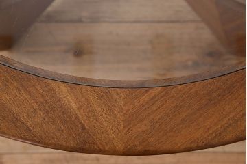 ヴィンテージ家具　G-plan(ジープラン)　北欧ビンテージ　チーク材　ガラストップラウンドテーブル(センターテーブル・コーヒーテーブル)(1)