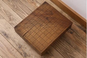アンティーク雑貨　アンティーク　古い総欅碁盤(脚付)