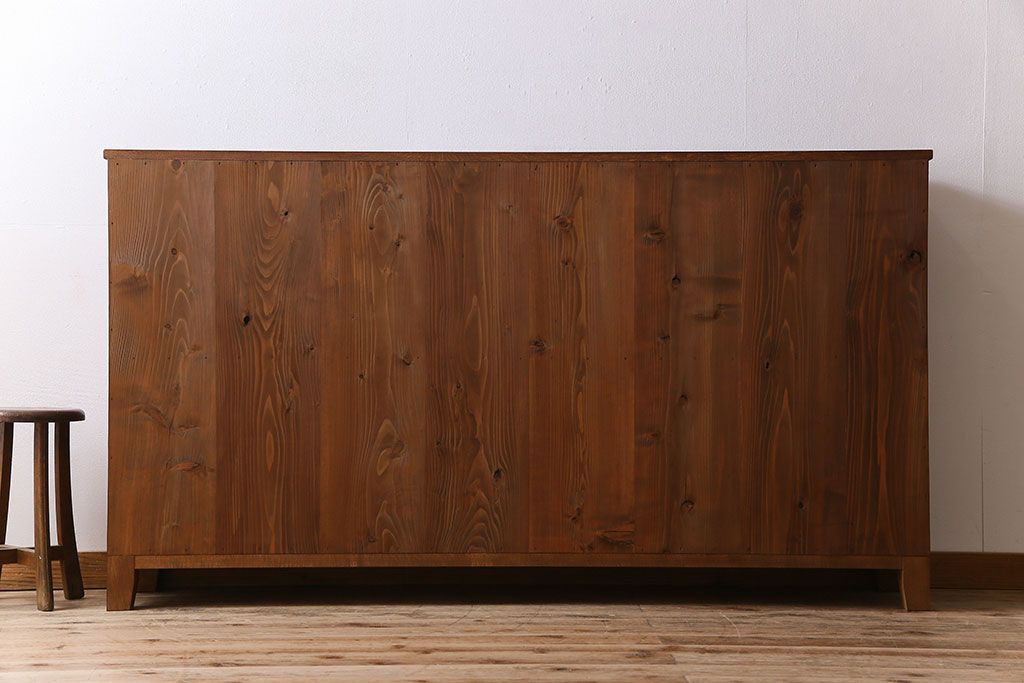 アンティーク家具　気泡ガラス入り　和製アンティークの脚付きマス目棚サイドボード(収納棚、飾り棚)