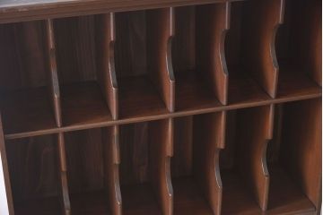 アンティーク家具　イギリスアンティーク　木製のウォールラック