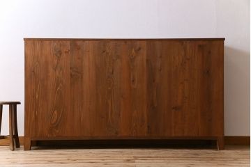 アンティーク家具　モールガラス入り　和製アンティークの脚付きマス目棚サイドボード(収納棚、飾り棚)