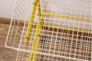 ヴィンテージ家具　ビンテージ　キャスター付き!昭和レトロなアイアンワゴン(3)