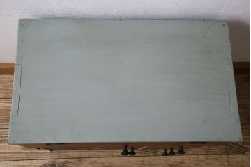 アンティーク家具　アンティークペイント　パタパタ収納棚付き!小ぶりな収納棚