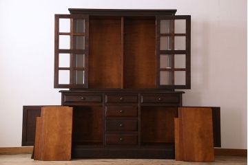 中古　北海道民芸家具　大きな重ね食器棚(カップボード)