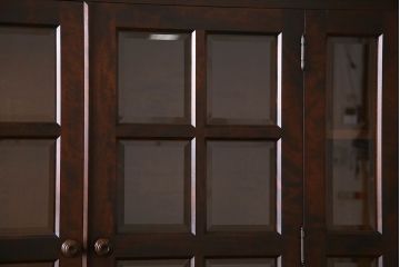 中古　北海道民芸家具　大きな重ね食器棚(カップボード)