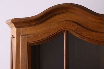 ヴィンテージ家具　フランスビンテージ　オーク材　おしゃれなコーナーキャビネット