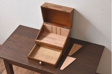 アンティーク雑貨　和製アンティーク　昭和レトロ　引き出し付き!古い木の小さな収納箱