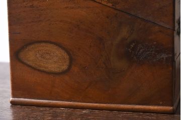 アンティーク雑貨　和製アンティーク　昭和レトロ　引き出し付き!古い木の小さな収納箱