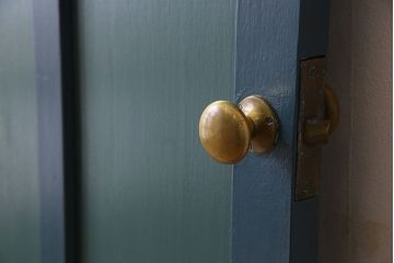 アンティーク　チェッカーガラス入り!昭和レトロなペイントドア(扉)