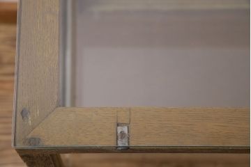 レトロ家具　脚付き!木のぬくもりが味わい深いレトロなガラスケース(ショーケース)