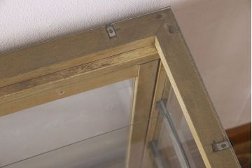 レトロ家具　脚付き!木のぬくもりが味わい深いレトロなガラスケース(ショーケース)