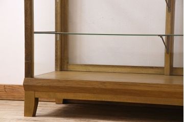 レトロ家具　脚付き!木のぬくもりが味わい深いレトロなガラスケース(ショーケース)
