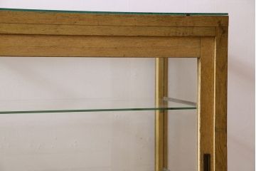 レトロ家具　脚付き!木のぬくもりが味わい深いレトロなガラスケース(ショーケース)