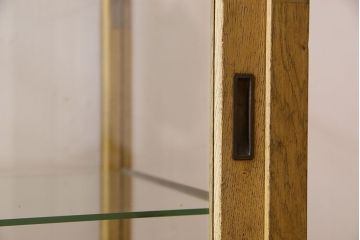 レトロ家具　脚付き!木のぬくもりが味わい深いレトロなガラスケース(ショーケース)