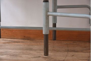 ラフジュ工房オリジナル 4脚格納スツールの作業台(テーブル・机)(3)