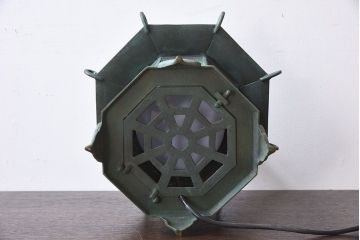 中古　民芸家具　趣のあるデザインの灯籠照明(外灯・デスクスタンド)
