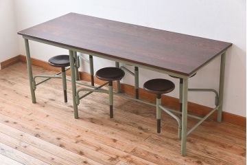 ラフジュ工房オリジナル　6脚格納スツール付きの作業台(テーブル・机)