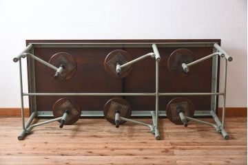 ラフジュ工房オリジナル　6脚格納スツール付きの作業台(テーブル・机)