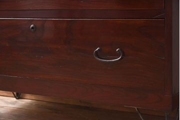 アンティーク家具　和製アンティーク　前面欅材　檜材天板　鉄脚付き時代箪笥ローボード