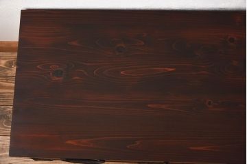 アンティーク家具　檜材天板　鉄脚付き時代箪笥ローボード　和製アンティーク(1)