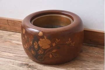 アンティーク雑貨　古民具・骨董　栃の木　木製　蒔絵が美しい刳り貫き火鉢