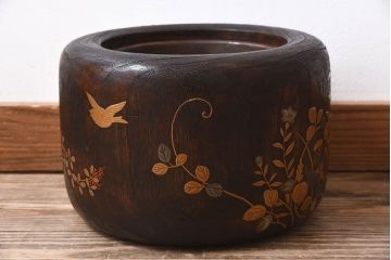 アンティーク雑貨　古民具・骨董　大正〜昭和初期　刳り貫き　古い・蒔絵桐火鉢(1)