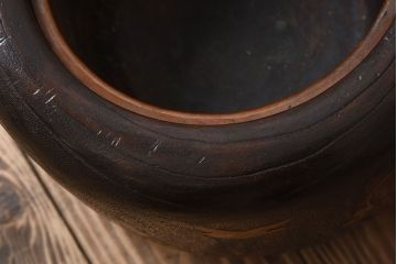 アンティーク雑貨　古民具・骨董　大正〜昭和初期　刳り貫き　古い・蒔絵桐火鉢(2)