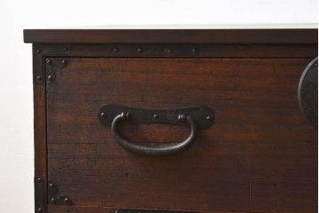 アンティーク家具　檜材天板　鉄脚付き時代箪笥ローボード　和製アンティーク(2)