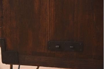 アンティーク家具　檜材天板　鉄脚付き時代箪笥ローボード　和製アンティーク(2)