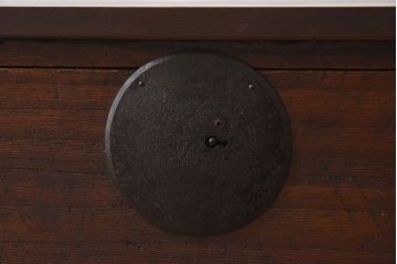 アンティーク家具　檜材天板　鉄脚付き時代箪笥ローボード　和製アンティーク(2)