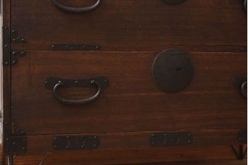 アンティーク家具　檜材天板　鉄脚付き時代箪笥ローボード　和製アンティーク(2)