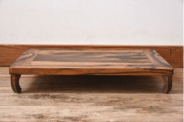 アンティーク雑貨　和製アンティーク　黒柿無垢材!古い杢目が味わい深い小さな花台(飾り台)(1)