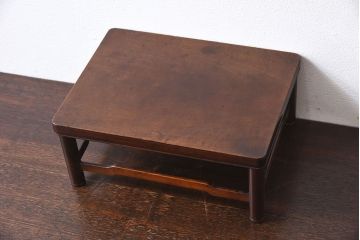 アンティーク雑貨　和製アンティーク　栃の木材製!古い木のぬくもりある小さな花台