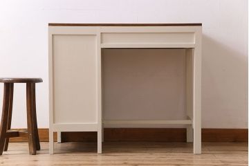 アンティーク家具　アンティークペイント 木のぬくもりとお洒落なカラーリングが素敵な片袖机(テーブル、デスク、在宅ワーク、在宅用)