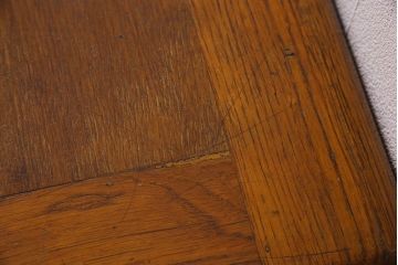 アンティーク家具　イギリスアンティーク　作業台付き!オーク材製のぬくもりあふれる両袖机