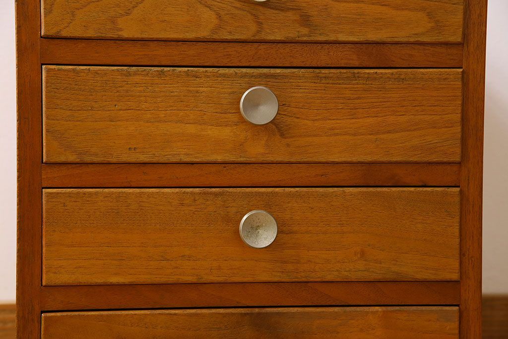 レトロ家具　和製アンティーク　まるみのある取っ手が可愛らしい昭和レトロな小引き出し