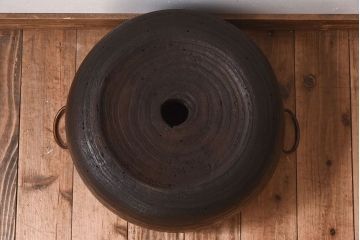 アンティーク雑貨　刳り貫き　古い木の味わいが趣ある和製アンティークの桐火鉢(1)