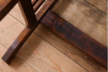 中古　桜モチーフが美しい伝統工芸軽井沢彫　サイドテーブル