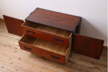 アンティーク家具　明治期　鉄脚付き　観音扉!アンティークの時代箪笥ローボード