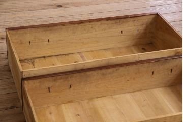 アンティーク家具　明治期　鉄脚付き　観音扉!アンティークの時代箪笥ローボード