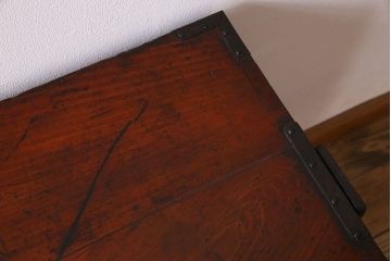 アンティーク家具　明治期　鉄脚付き　観音扉!アンティークの時代箪笥ローボード