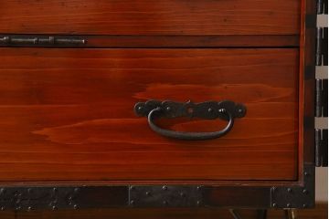 アンティーク家具　明治期　鉄脚付き　観音扉!アンティークの時代箪笥ローボード