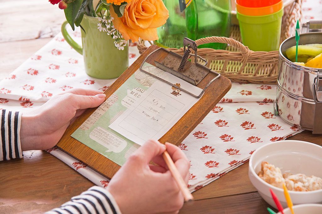 アンティーク雑貨　昭和レトロ　栓材製!ぬくもりある古い木のアンティークバインダー