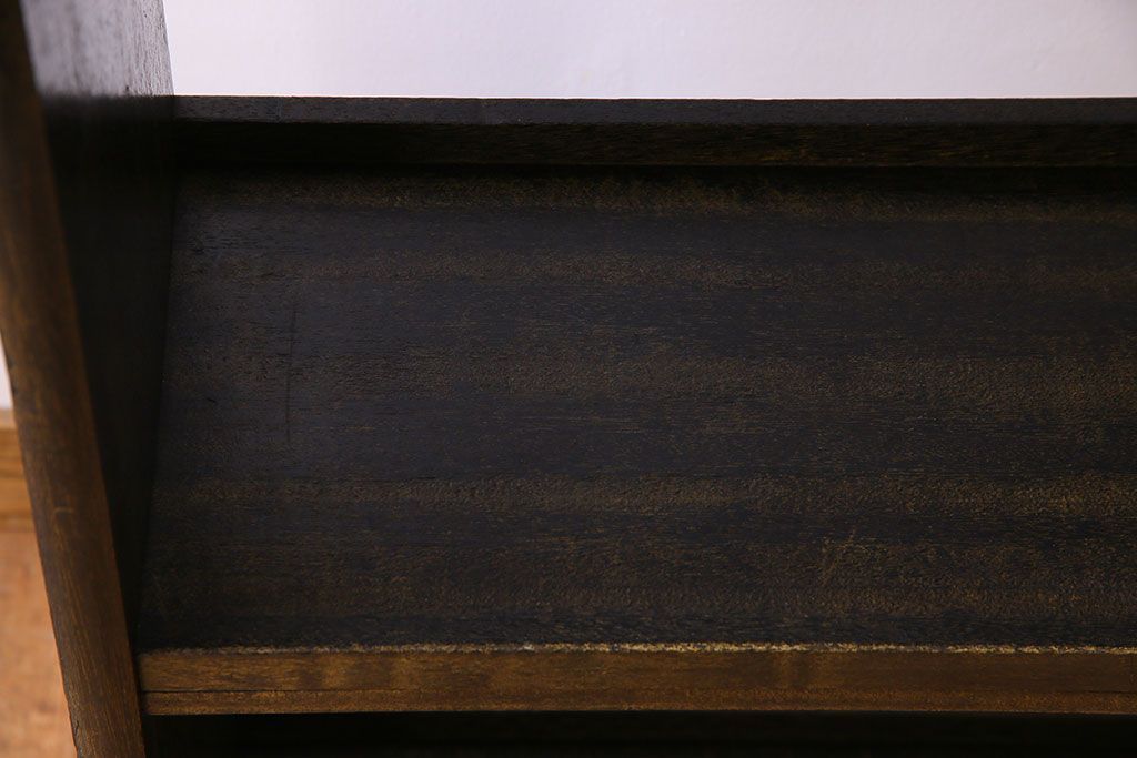 レトロ家具　和製アンティーク　昭和レトロ　古い木のシンプルな本棚(飾り棚)