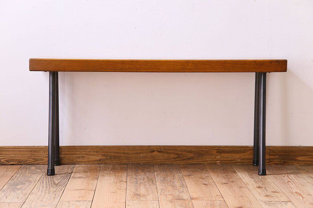 アンティーク家具　天板一枚板　和製アンティークのシンプルな鉄脚ベンチ