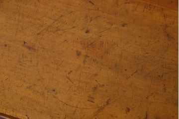 アンティーク家具　天板一枚板　和製アンティークのシンプルな鉄脚ベンチ