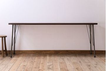 アンティーク家具　和製アンティーク　ラワン材製　天板一枚板のシンプルな鉄脚テーブル(2)